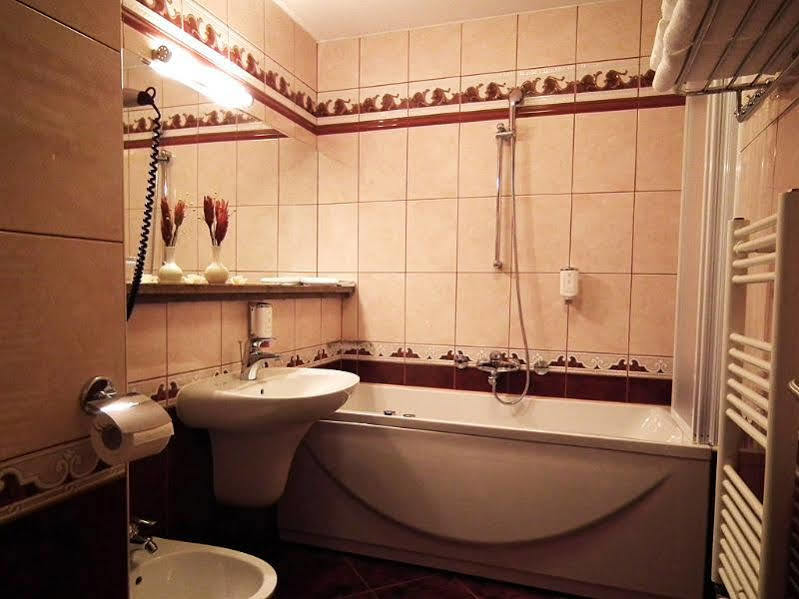 Lipa Hotel Лендава Экстерьер фото